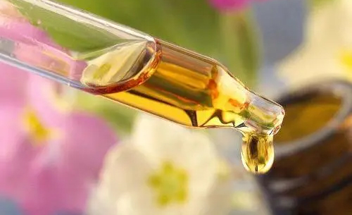 采用新鴻順基礎(chǔ)油制作的潤滑油究竟好在哪里？